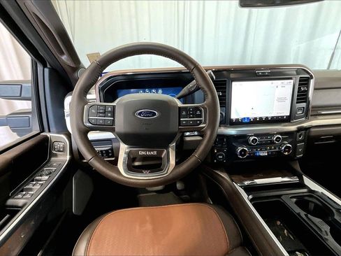 Used 2025 Ford F350 King Ranch image 14