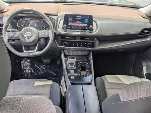 Used 2022 Nissan Rogue S FWD image 17