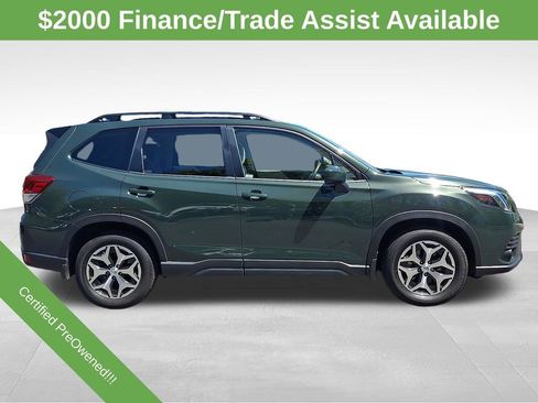 Used 2024 Subaru Forester Premium AWD/4WD image 7