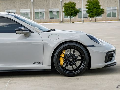 Used 2024 Porsche 911 Carrera GTS RWD image 21