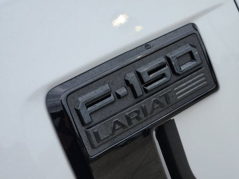 Used 2025 Ford F150 Lariat AWD/4WD image 11