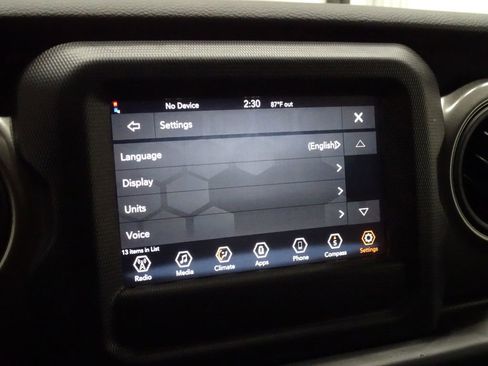 Used 2023 Jeep Wrangler Sport image 37