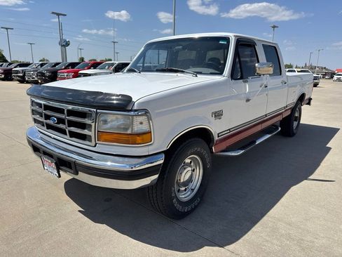 Used 1997 Ford F250 2WD Crew Cab Heavy Duty image 21