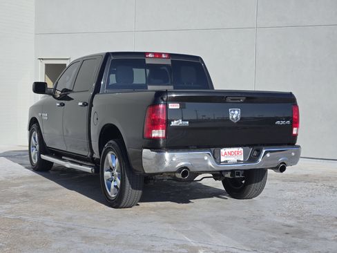 Used 2017 RAM 1500 Big Horn image 5