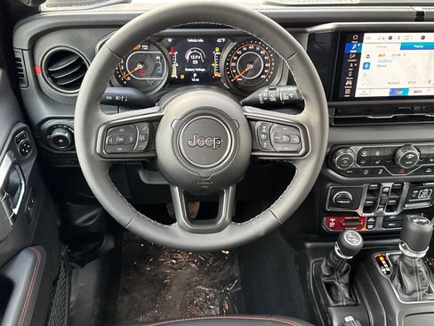 New 2026 Jeep Wrangler Unlimited Rubicon image 13