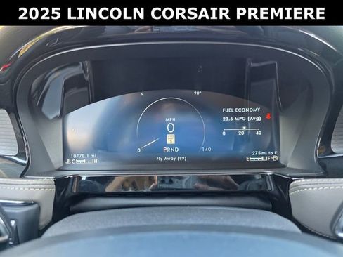 Used 2025 Lincoln Corsair Premiere image 28