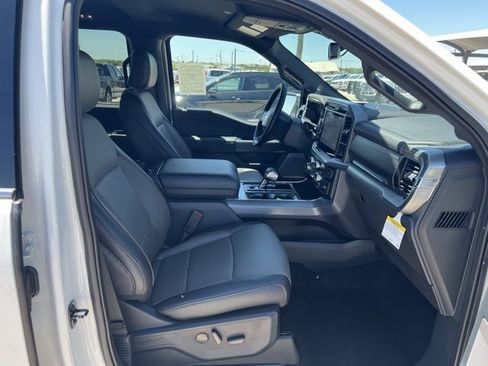 New 2025 Ford F150 Lariat w/ Equipment Group 501A Mid image 11