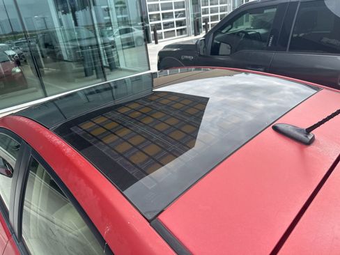 Used 2012 Toyota Prius Three w/ Solar Roof Pkg FWD image 11