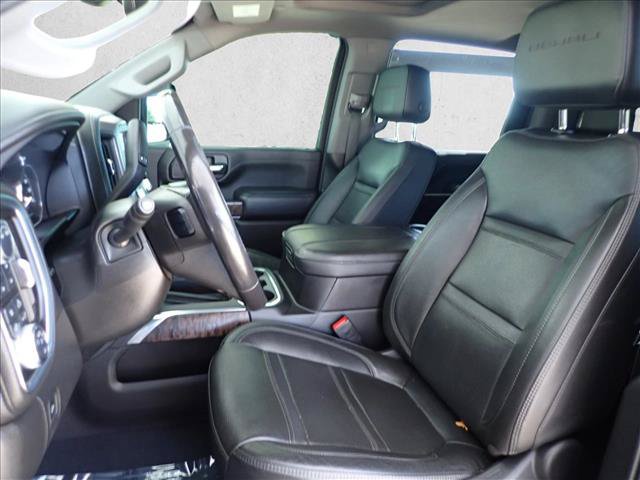 Used 2023 GMC Sierra 2500 Denali w/ Denali Black Diamond Edition AWD/4WD image 11