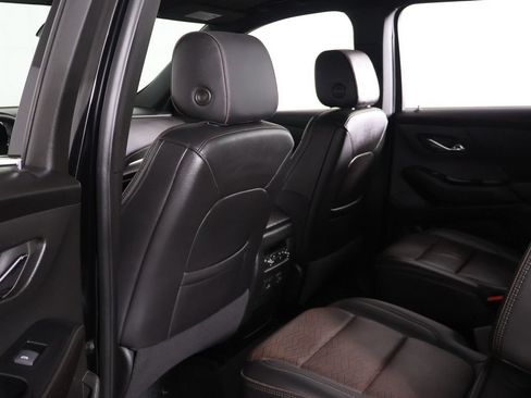 Used 2024 Chevrolet Traverse High Country w/ LPO, Cargo Package AWD/4WD image 35