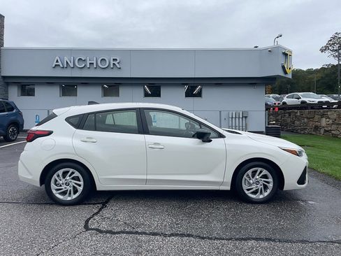 Used 2025 Subaru Impreza 2.0i image 4