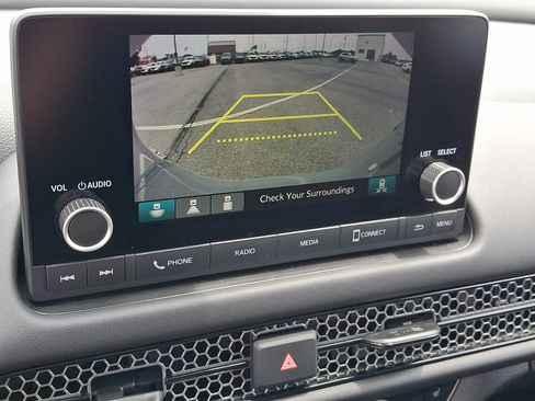 Certified 2025 Honda HR-V Sport image 18