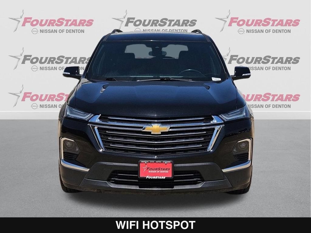 Used 2022 Chevrolet Traverse LT FWD image 9
