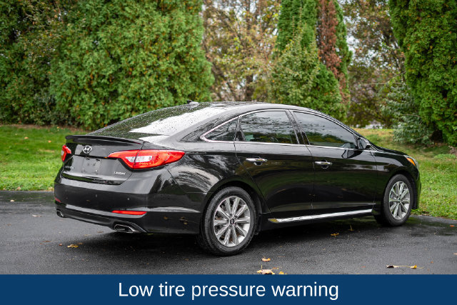 Used 2016 Hyundai Sonata Limited w/ Option Group 05 FWD image 5