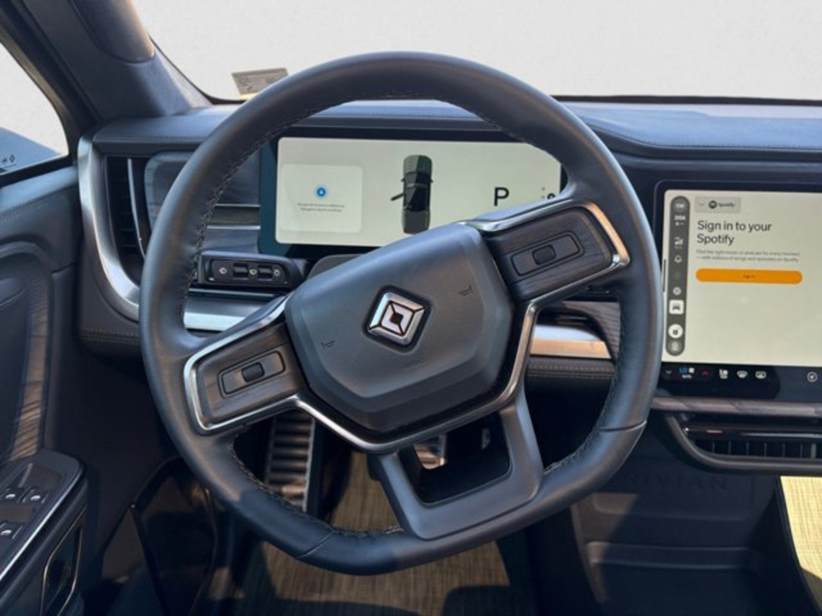 Used 2024 Rivian R1T Adventure Dual AWD/4WD image 15