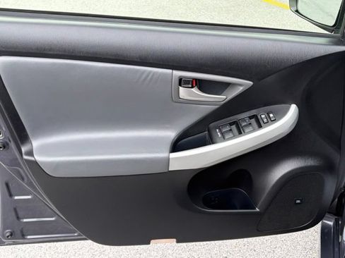 Used 2012 Toyota Prius Prime Advanced FWD image 12