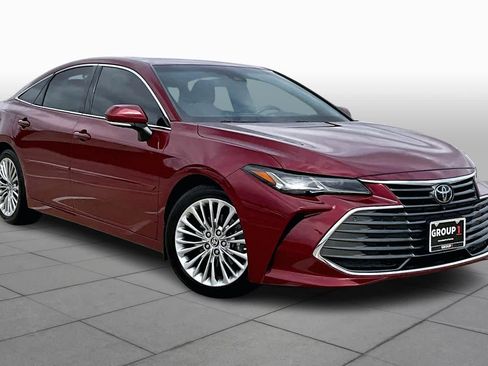 Used 2021 Toyota Avalon Limited w/ Advanced Safety Package image 3