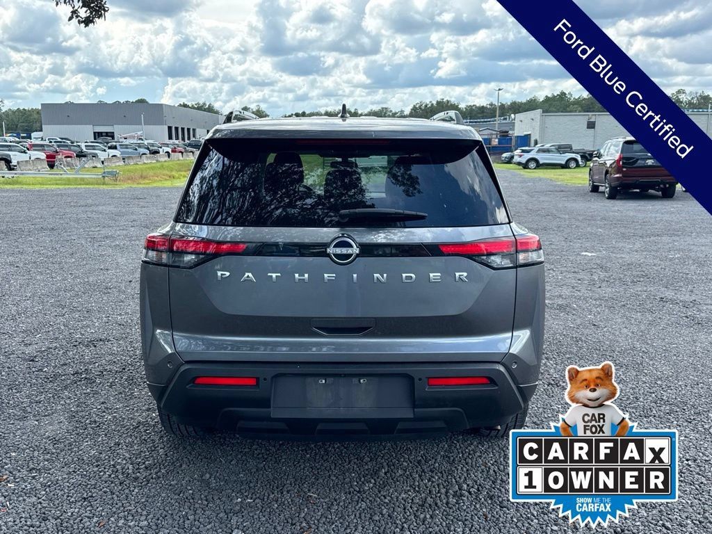 Used 2025 Nissan Pathfinder SV FWD image 5