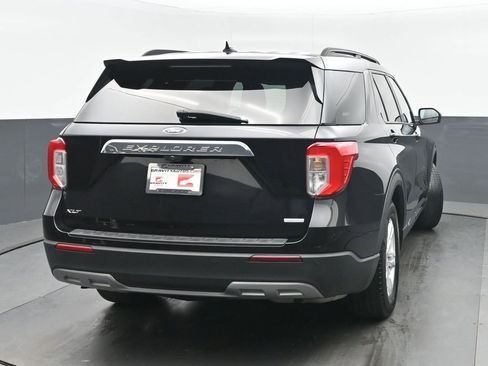 Used 2020 Ford Explorer XLT w/ Equipment Group 202A RWD image 4