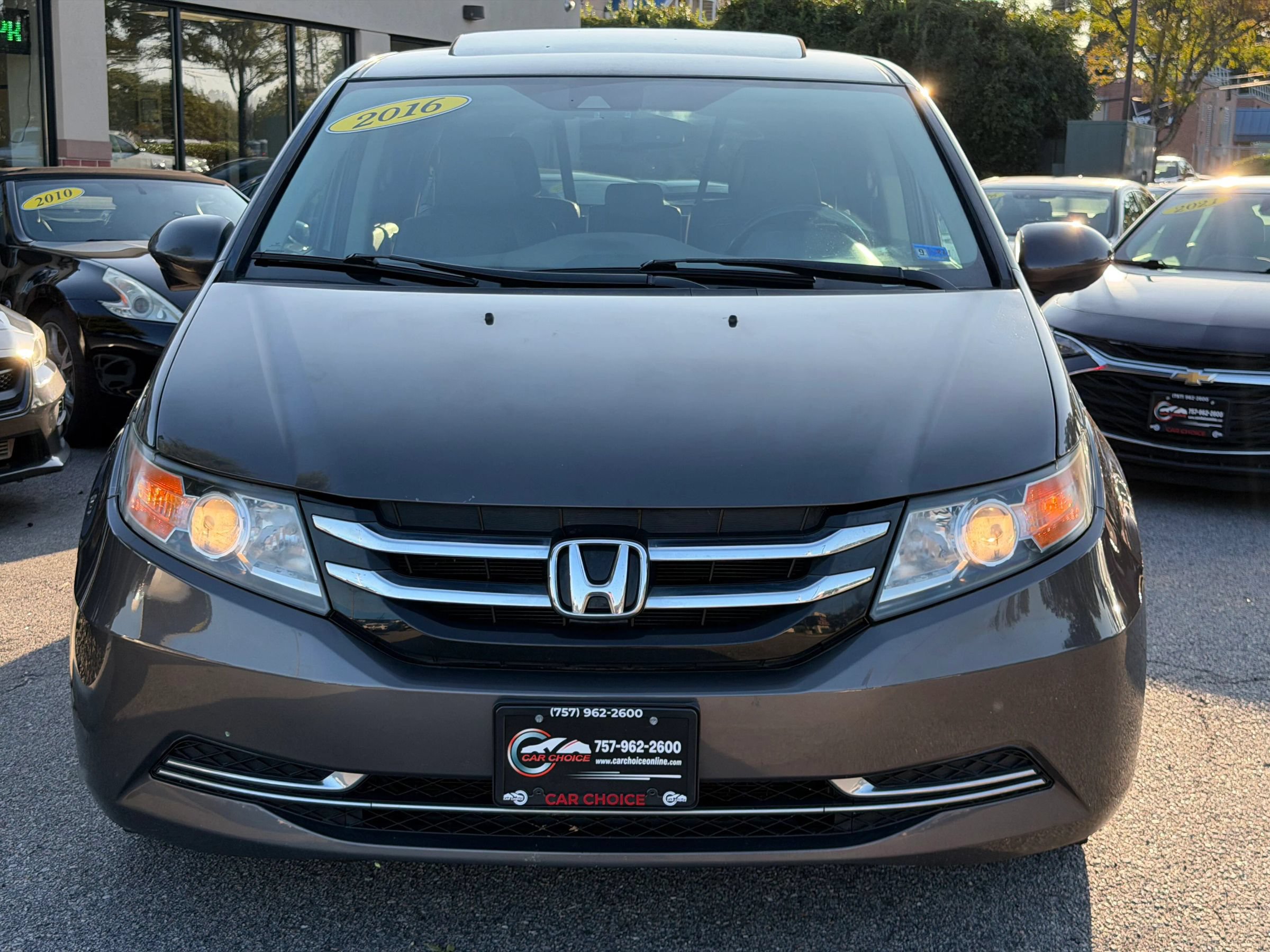 Used 2016 Honda Odyssey EX-L image 2