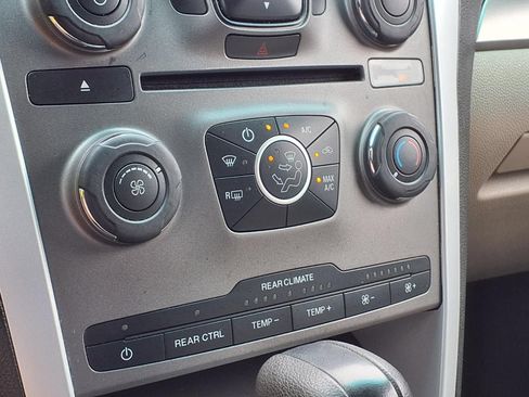 Used 2013 Ford Explorer FWD image 22