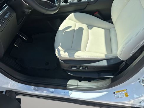 New 2025 Cadillac XT6 Sport w/ Technology Package image 24