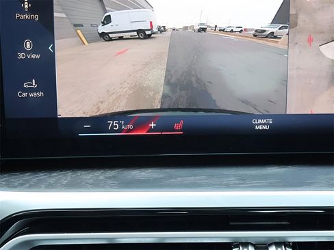 Used 2024 BMW 430i xDrive Coupe w/ Premium Package image 25