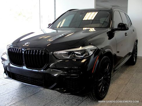 Used 2022 BMW X5 xDrive40i w/ M Sport Package AWD/4WD image 34