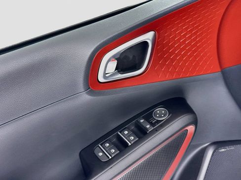 Used 2023 Kia Soul GT-Line w/ GT-Line Technology Package FWD image 23