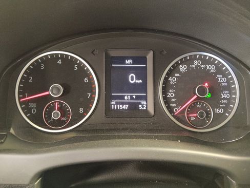 Used 2017 Volkswagen Tiguan Limited w/ Premium Package image 23