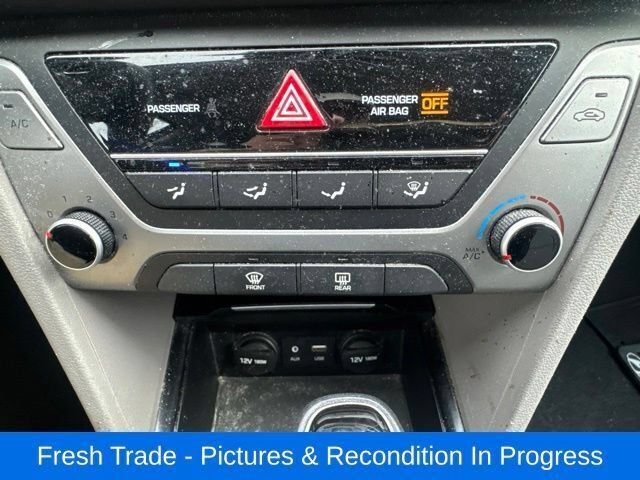 Used 2017 Hyundai Elantra SE FWD image 15