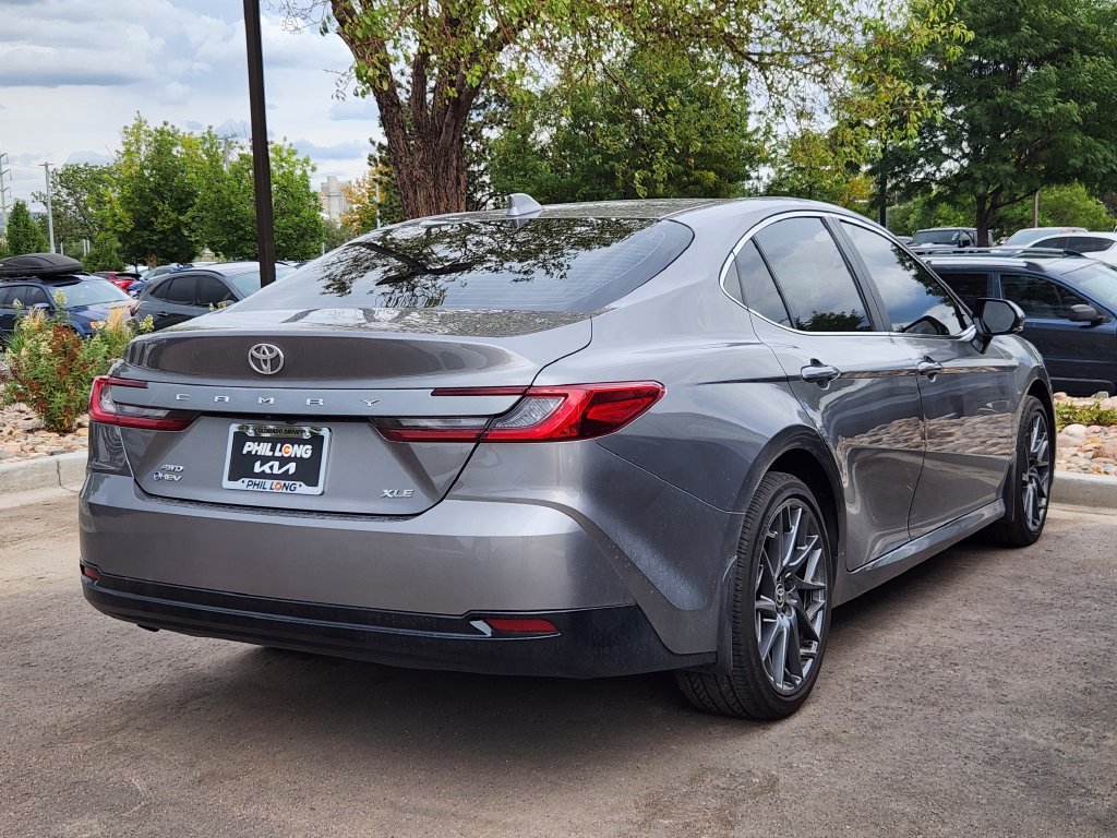 Used 2026 Toyota Camry XLE AWD/4WD image 4