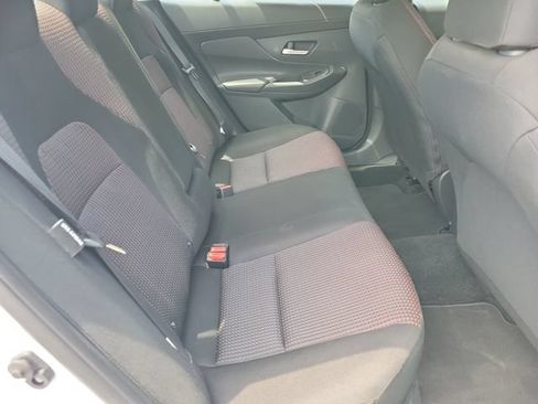 Used 2026 Nissan Sentra SR w/ Floor Mat Package FWD image 17