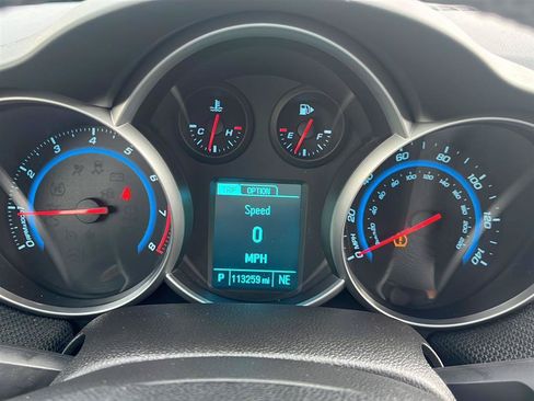 Used 2015 Chevrolet Cruze LT FWD image 12