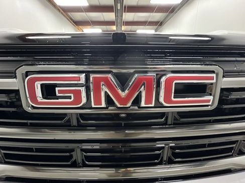 New 2026 GMC Terrain AT4 w/ Technology Package II image 31