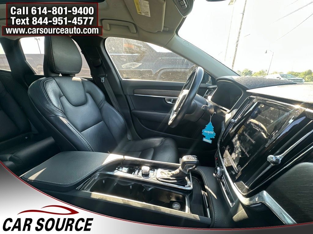 Used 2020 Volvo V90 T6 Cross Country w/ Protection Package Premier AWD/4WD image 29