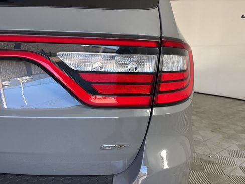 Used 2024 Dodge Durango GT RWD image 25