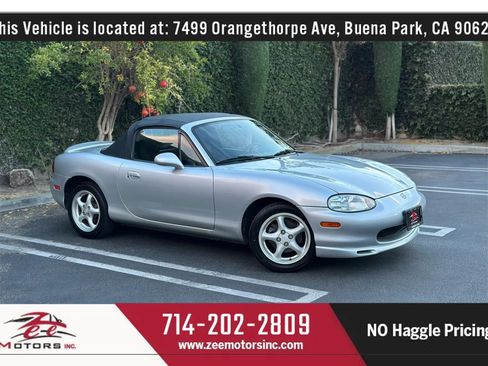 Used 1999 MAZDA MX-5 Miata RWD image 2