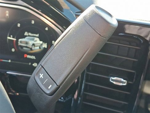 New 2026 GMC Sierra 1500 SLE image 7