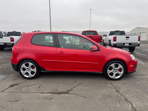 Used 2008 Volkswagen GTI 2-Door image 9