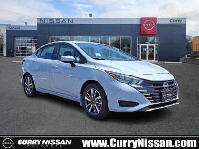 New 2025 Nissan Versa SV w/ Trunk Package