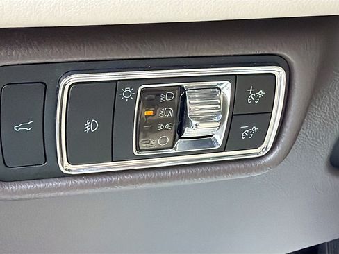 Certified 2020 Lincoln Aviator Reserve w/ Equipment Group 202A AWD/4WD image 10