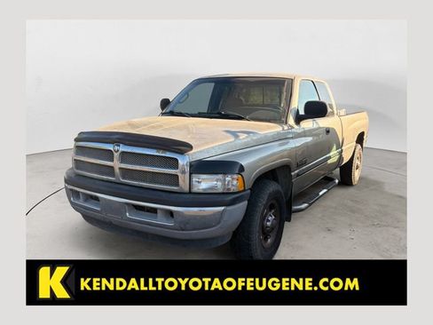 Used 2002 Dodge Ram 2500 Truck 2WD Quad Cab image 1