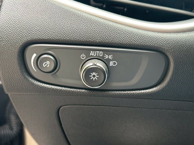 Used 2024 Chevrolet Malibu LT FWD image 22