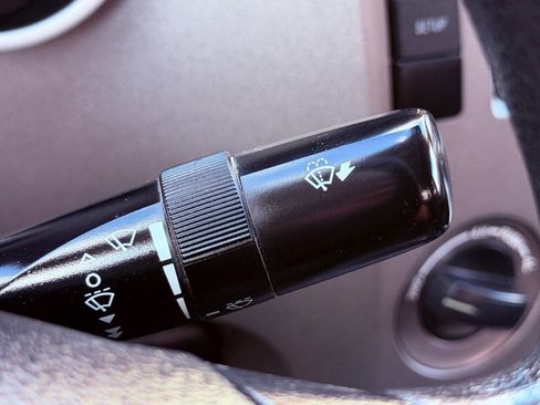 Used 2012 Toyota Tundra 4x4 Double Cab w/ SR5 Pkg image 27