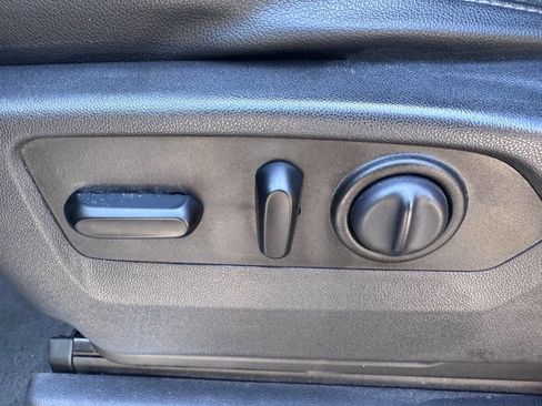 Used 2019 GMC Sierra 1500 SLT w/ SLT Premium Plus Package image 22