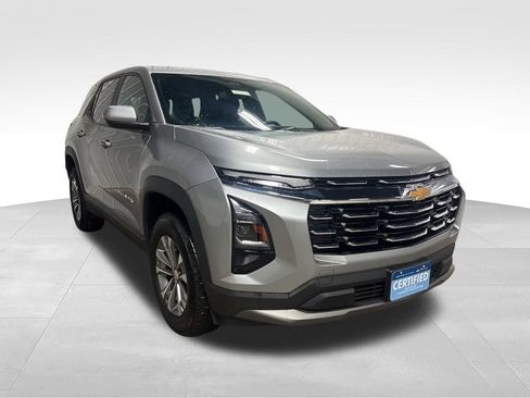 Certified 2025 Chevrolet Equinox LT AWD/4WD image 1