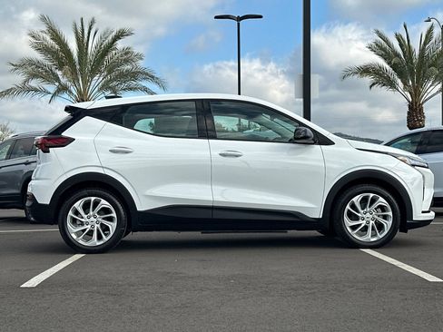 New 2027 Chevrolet Bolt LT w/ Comfort Package FWD image 3