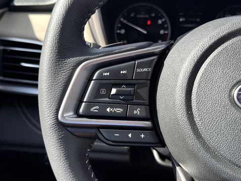 New 2025 Subaru Outback Limited image 15