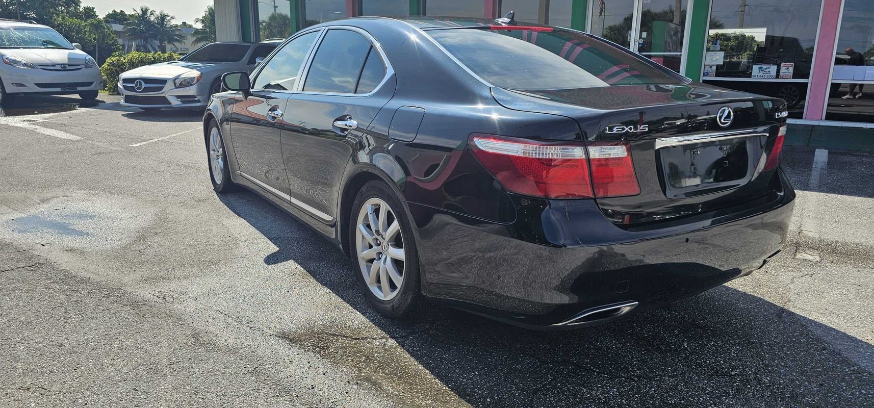 Used 2008 Lexus LS 460 RWD image 3